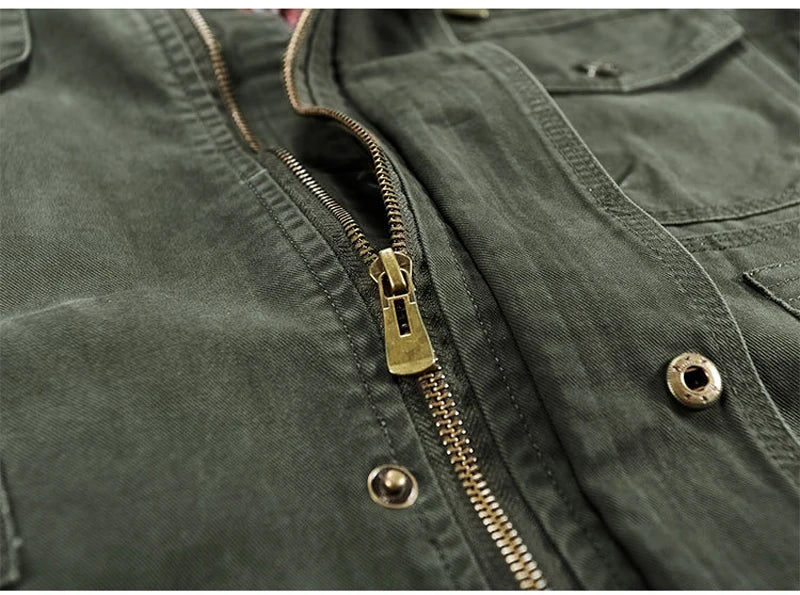 Vyriška Pavasarinė-Rudeninė Striukė su Daugybe Kišenių