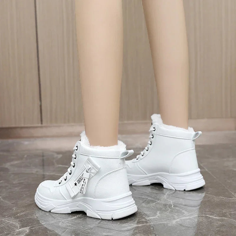 Moteriški Žieminiai Aukšti Sportiniai Batai - Šilti Pliušiniai Bateliai su Raišteliais