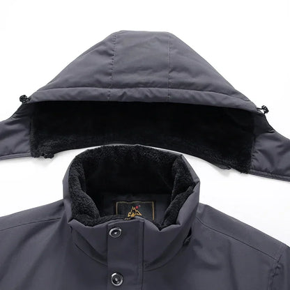 Vyriška Žieminė Striukė  - Vandeniui Atspari su Kailiuku