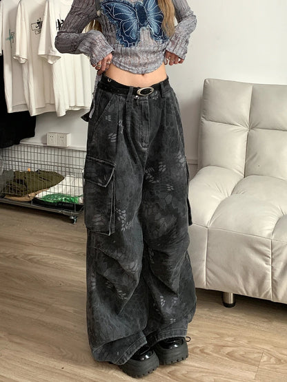 Moterų Laisvi Platūs Džinsai  - Elastingi Denim Kelnės su Kamufliažo ir Gyvatės Dizainu