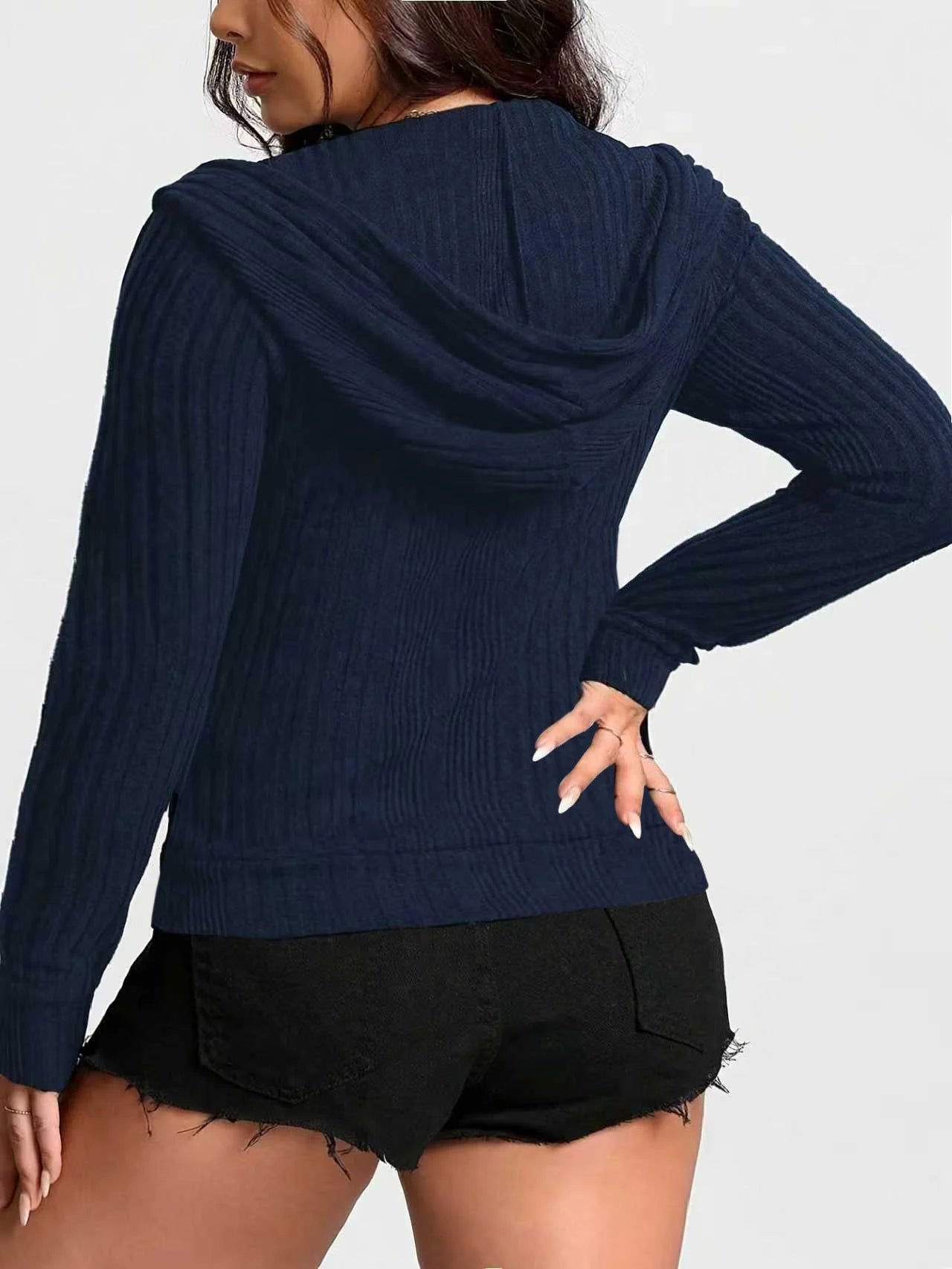 Moterų Trumpa Striukė Didelių Dydžių - Rudens-Žiemos Striukė su Gobtuvu ir Užtrauktuku