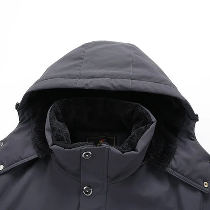 Vyriška Žieminė Striukė  - Vandeniui Atspari su Kailiuku